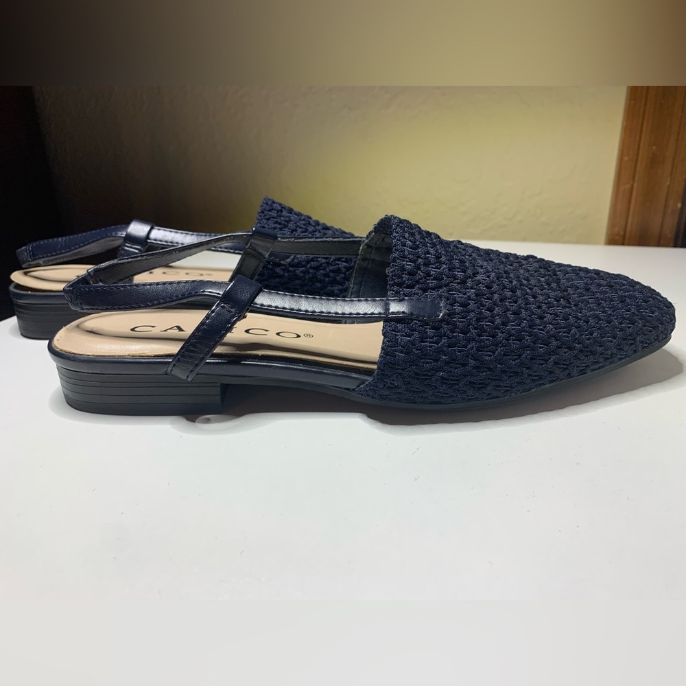 Women's Navy Blue Slingback Flats - 6 1/2 N - Picture 2 of 4